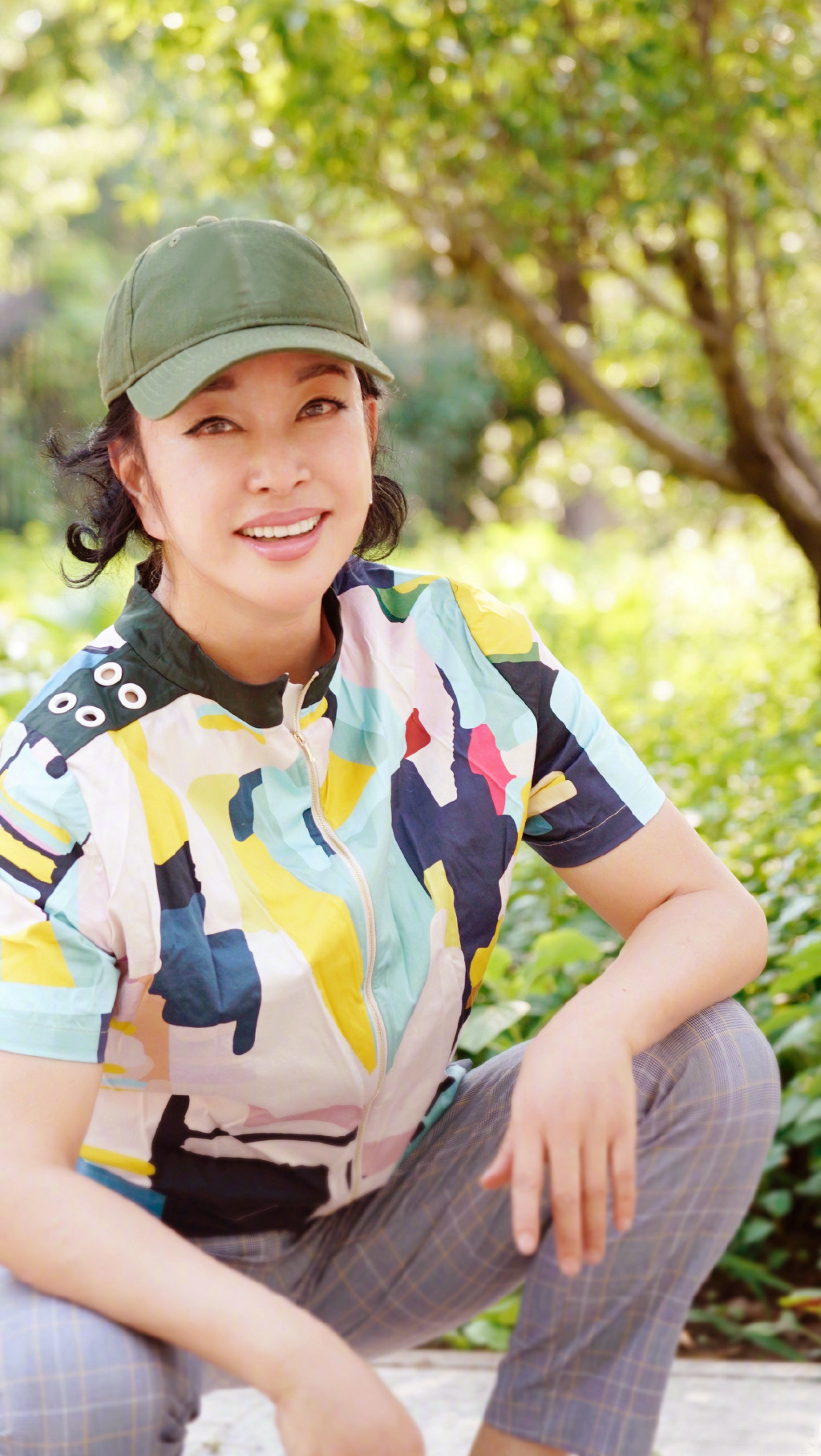 刘晓庆出狱后演戏,刘晓庆出狱后怎么还债