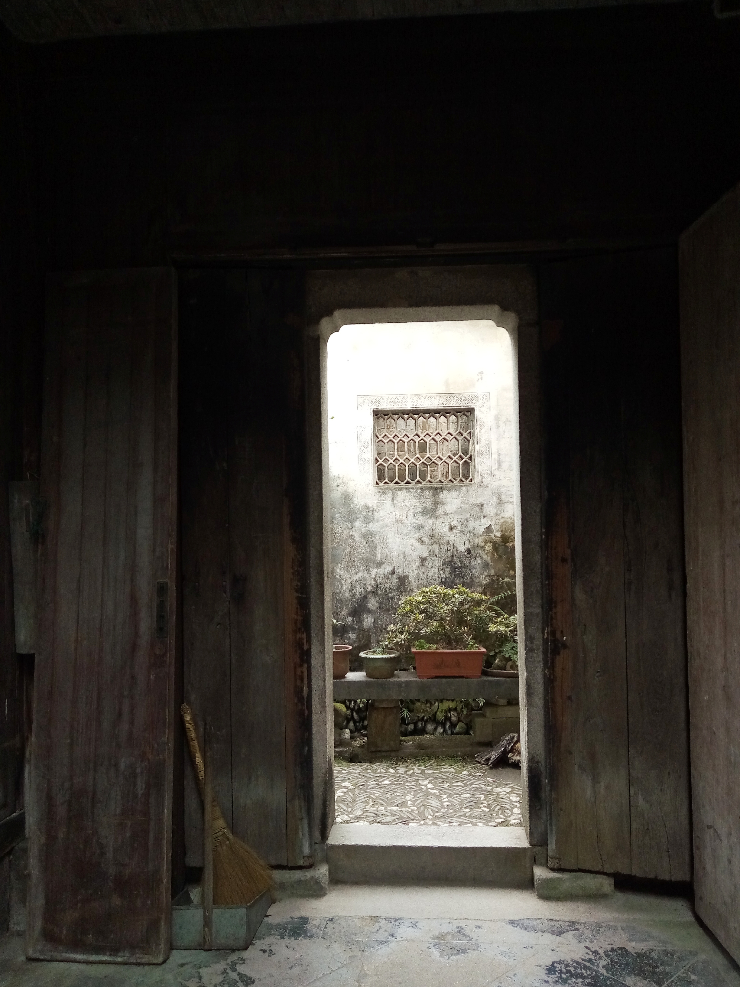 徽派村落宏村风景,山为牛头树为角的意思