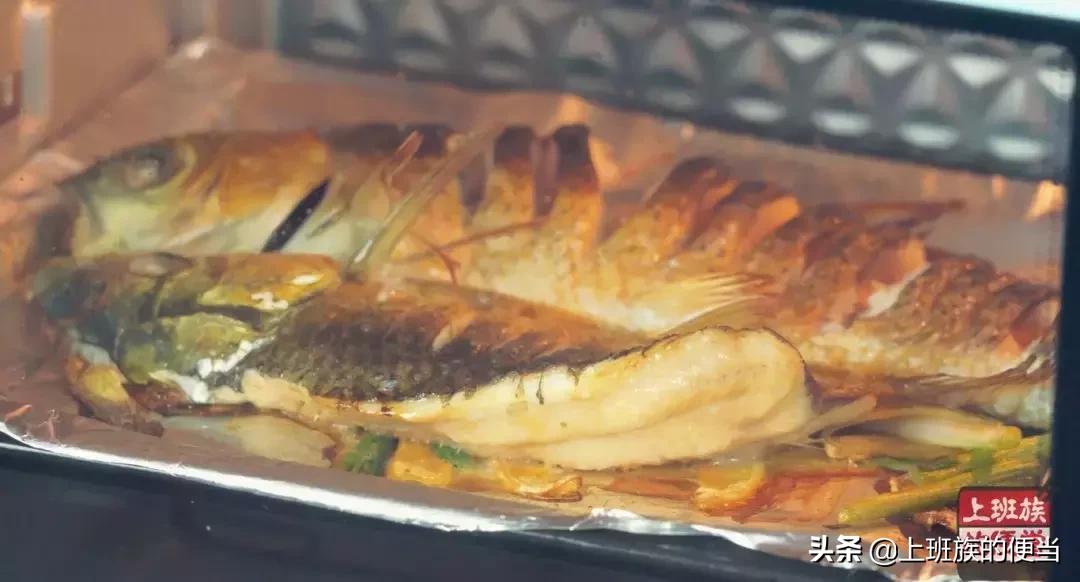烤鱼不用烧烤怎么做,怎么烤出外酥里嫩的烤鱼