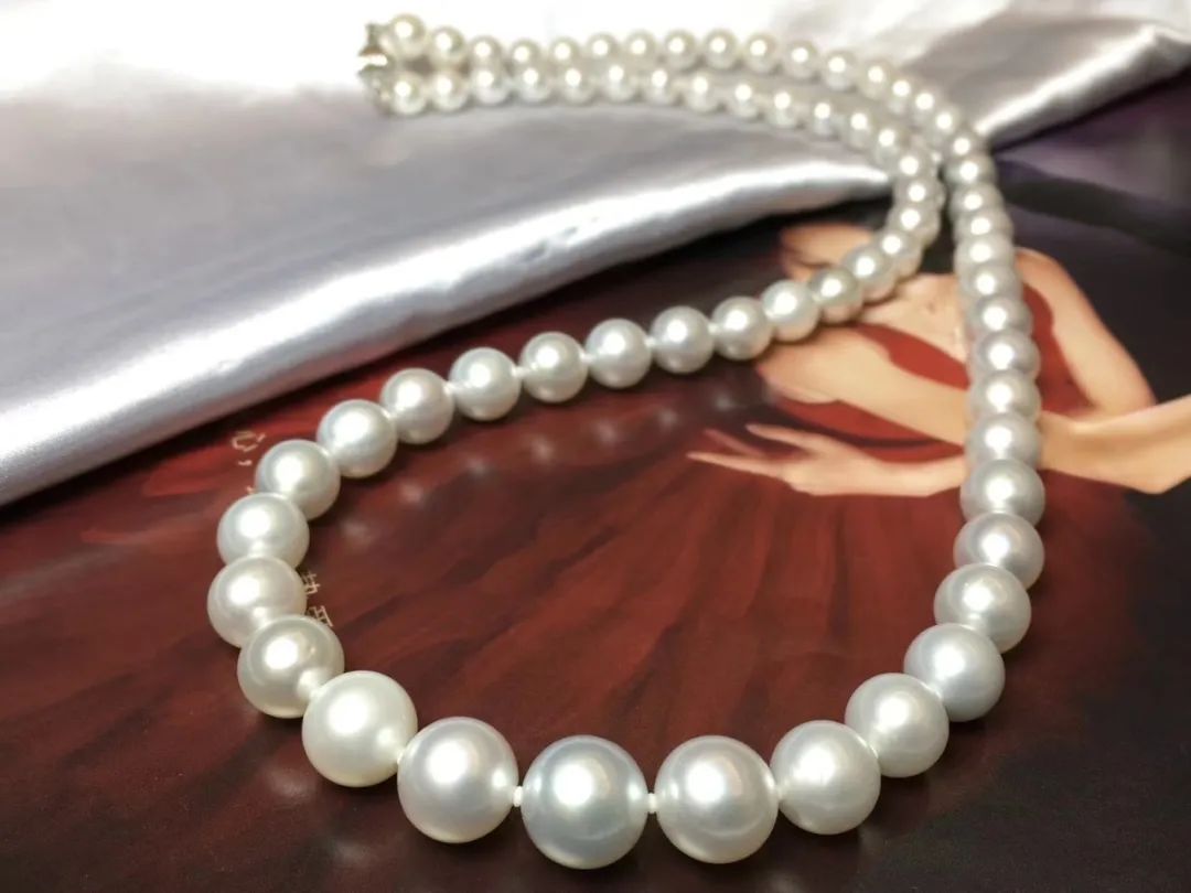 智慧美丽的珍珠皇后芬兰访谈——从向外到向内，活出精彩人生