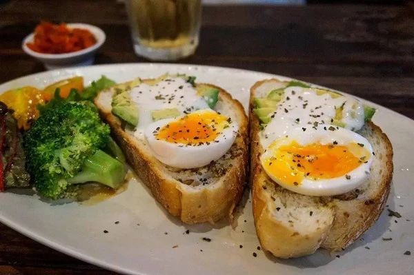 比supreme好的牌子,比supreme还快的黑马