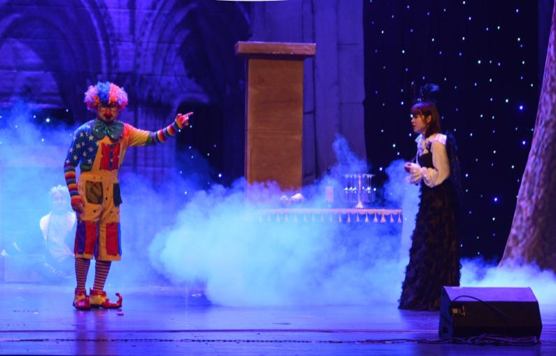 一城仰望至此封藏