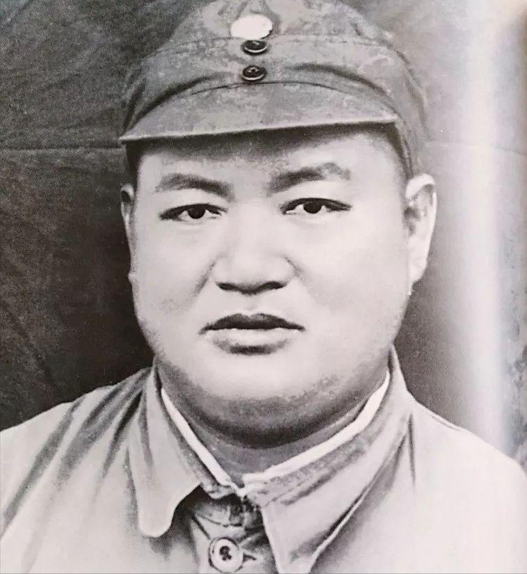 将军罗炳辉：外号“罗大肚子”，因肥胖患上高血压，牺牲在建国前