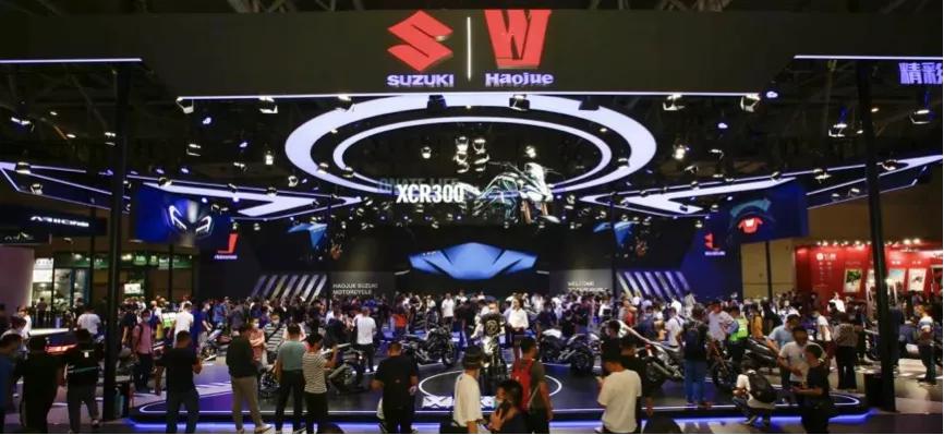 tr300豪爵好还是cb400f好,豪爵tr300都市版旅行版怎么选择