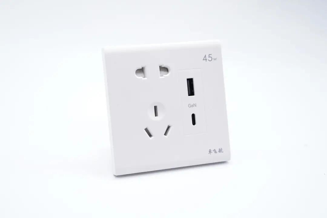 iphone13到底该不该买原装充电器,iphone13有没有充电器