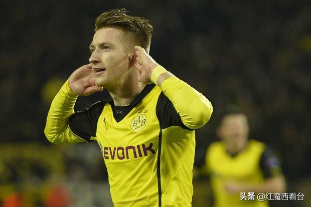 马尔科罗伊斯又白又粉,马尔科罗伊斯捧杯