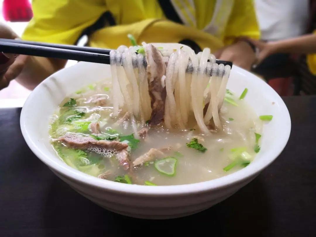 青岛旅游往返机票价格,青岛机票和住宿自由行