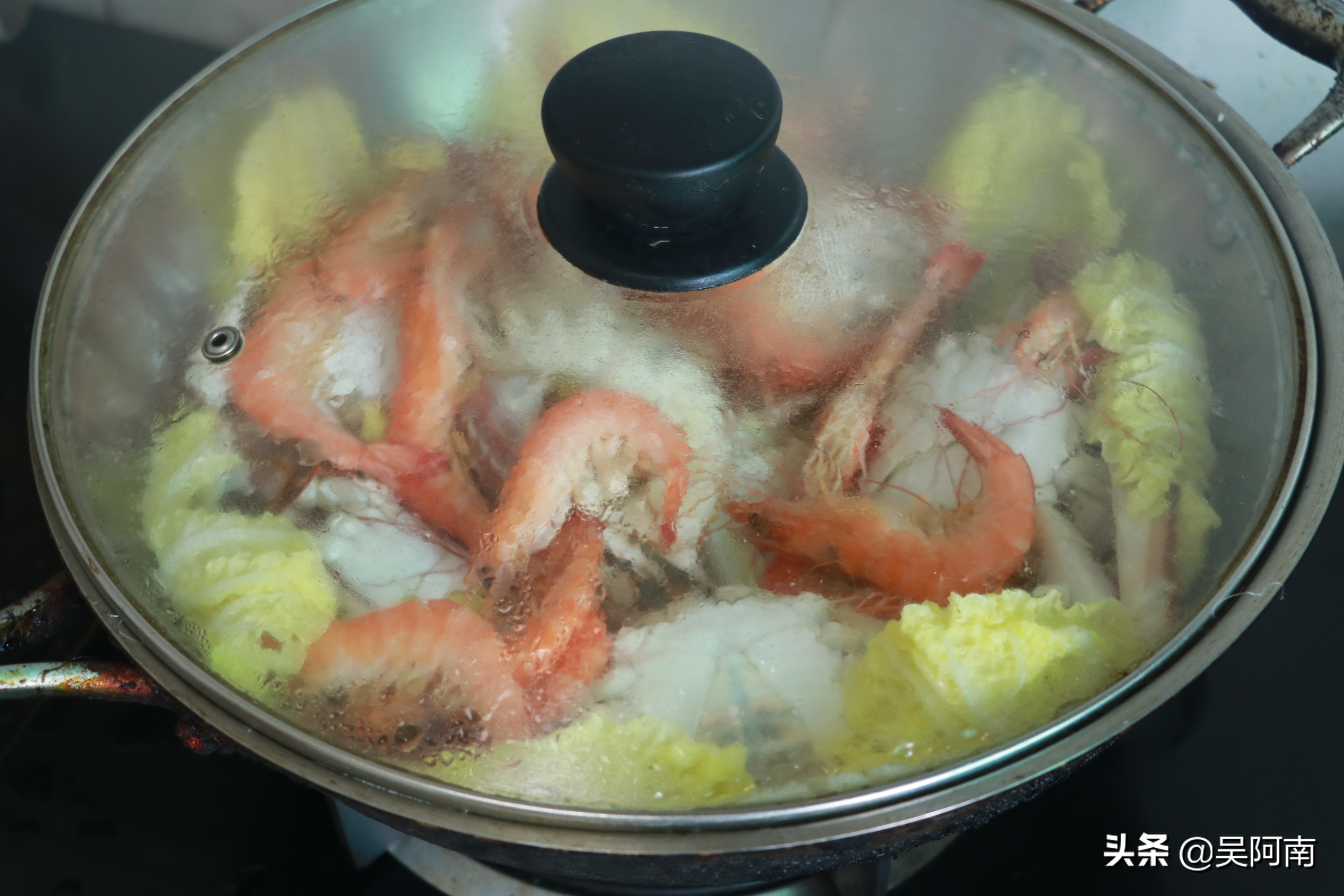 什么时候的螃蟹最肥美,教你挑选螃蟹的8个技巧