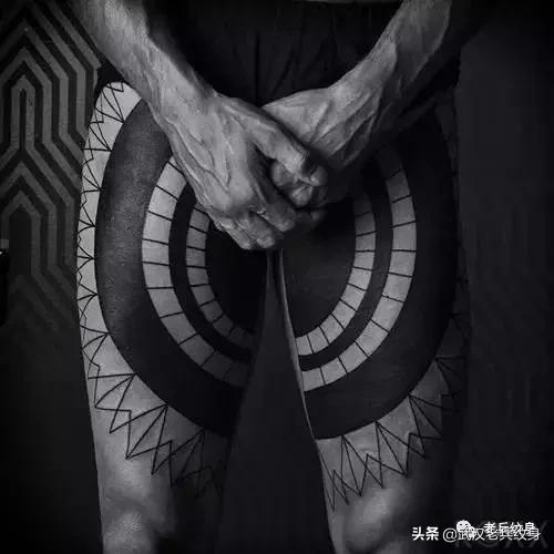 黑臂风格纹身,让人惊叹的纹身