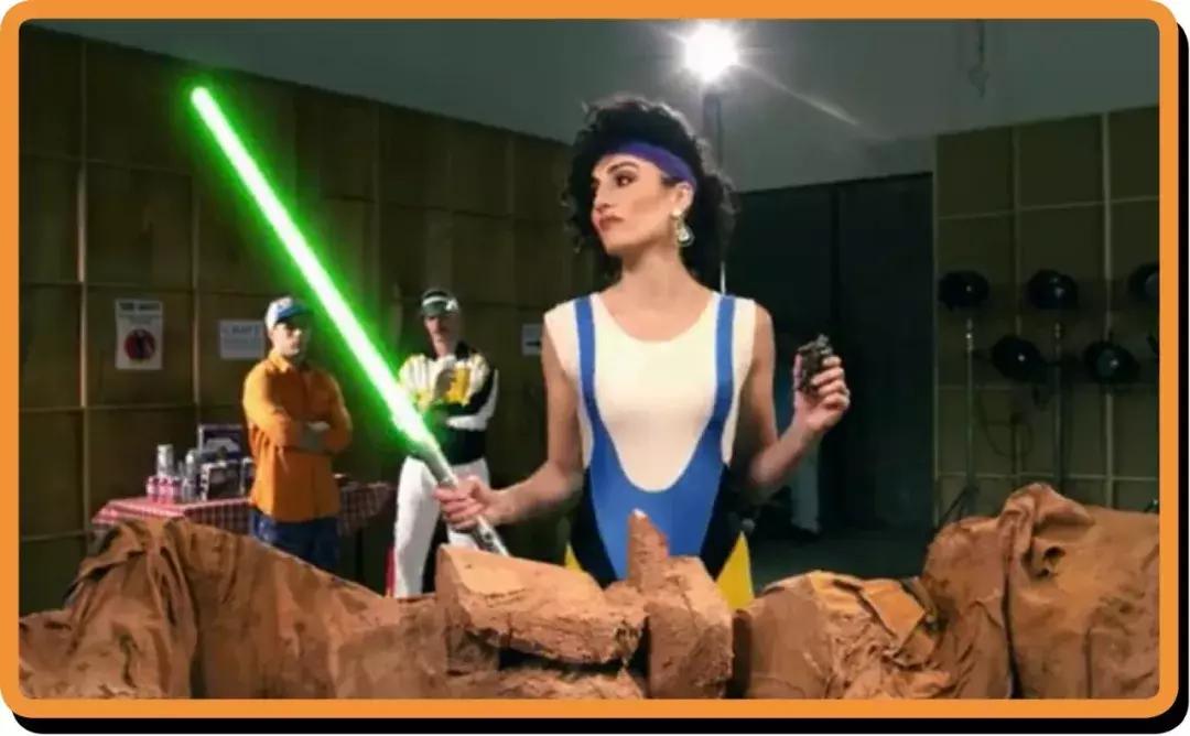 看到这把最强冷兵器，我扔掉了手里的98k