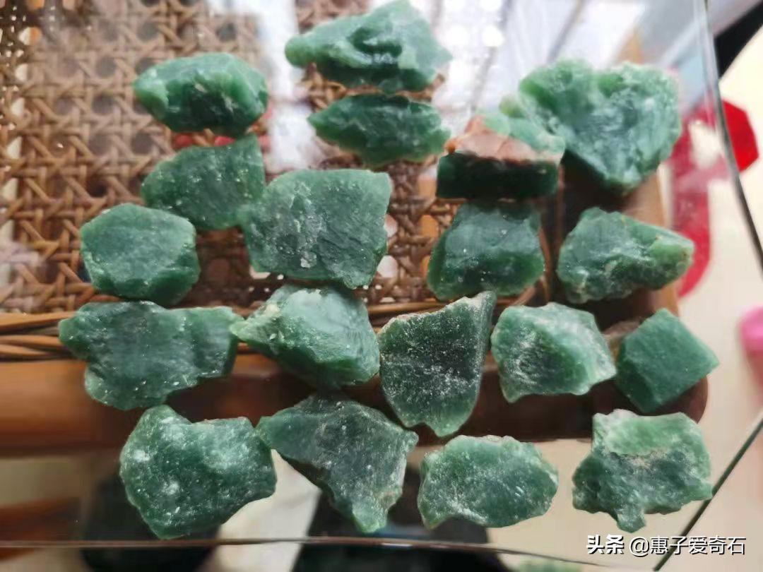 陕西新发现的玉矿,陕西发现紫绿色的玉