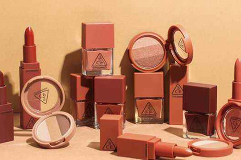 三熹玉四色眼影哪个好,3ce三熹玉经典