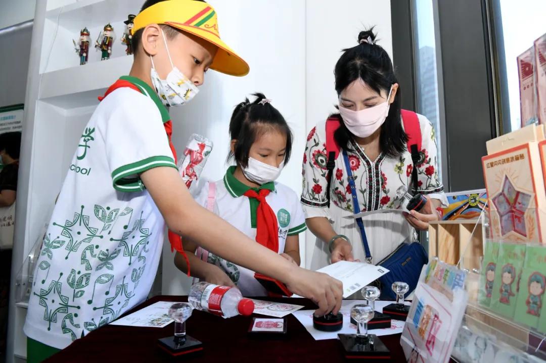 儿童画作品邮票图稿欣赏,中国邮票儿童画很好看很简单