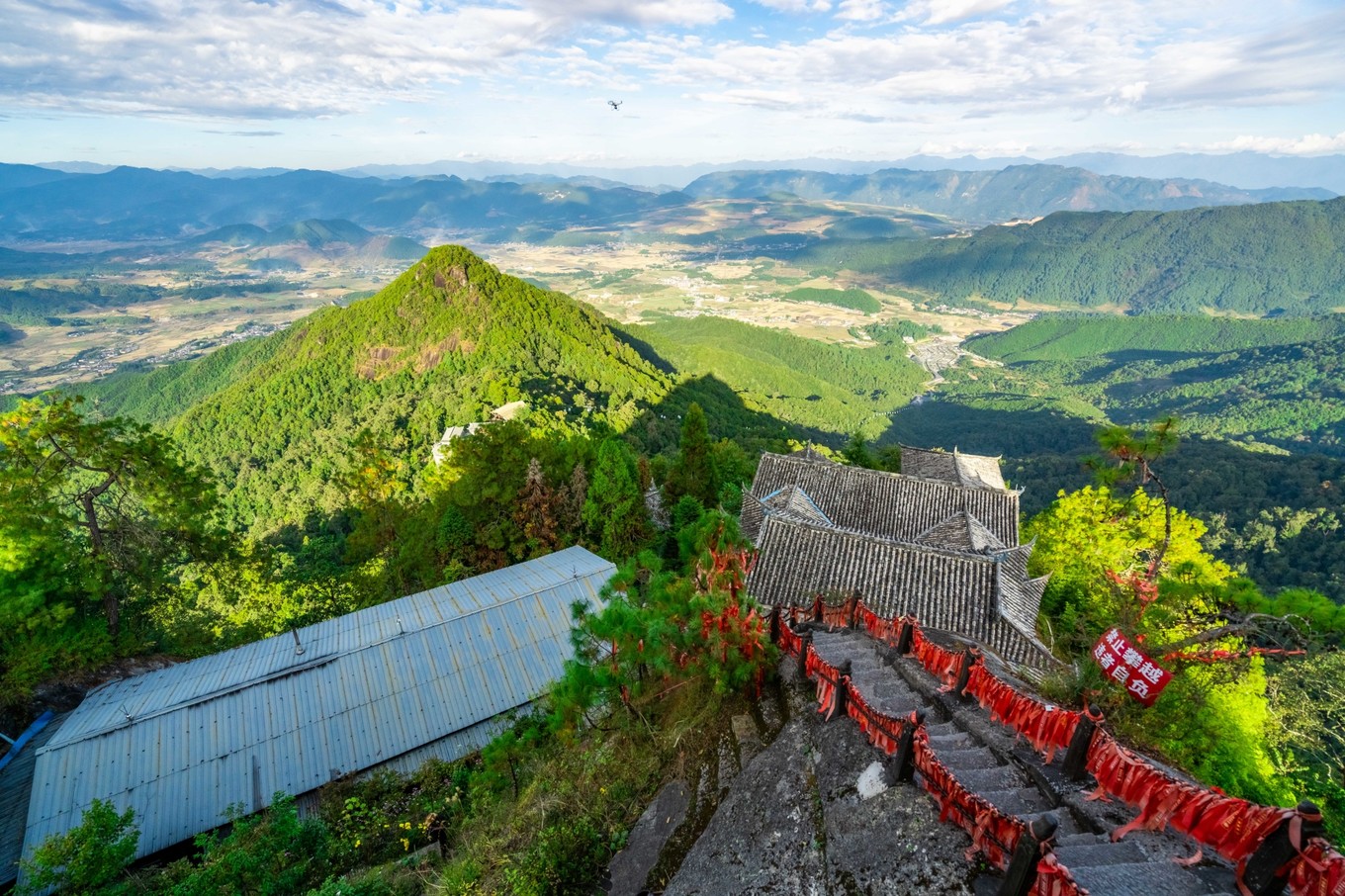 云南腾冲9月旅游攻略,云南腾冲旅游攻略秋天