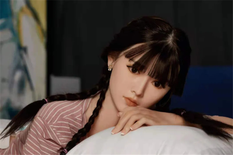 “小米价格，苹果品质”，春水堂要做硅胶娃娃市场“*局破**者”