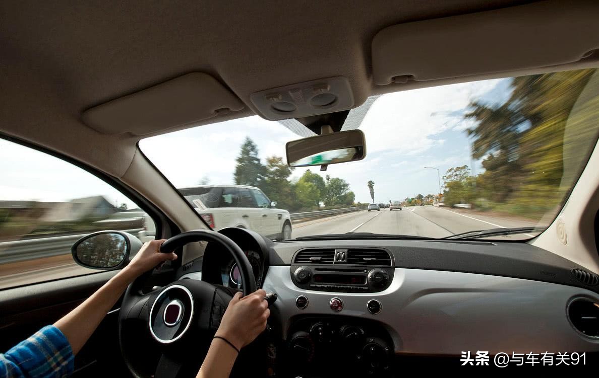 新手跑高速如何避免紧张,高速公路怎么避免出事故