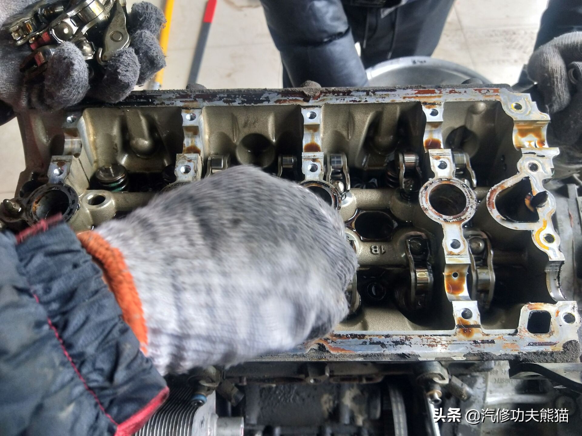 10年斯柯达明锐2.0的烧机油不,12年斯柯达明锐rs烧机油严重吗