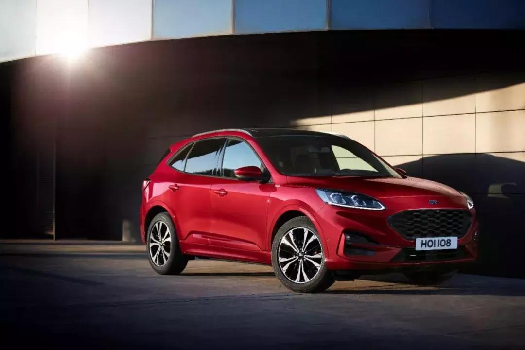 全新合资SUV车型，搭载1.5T和2.0T发动机，油耗低至6.4L/100km