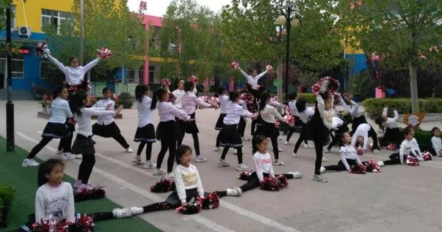 小学阳光校园活动方案,让校园充满欢声笑语