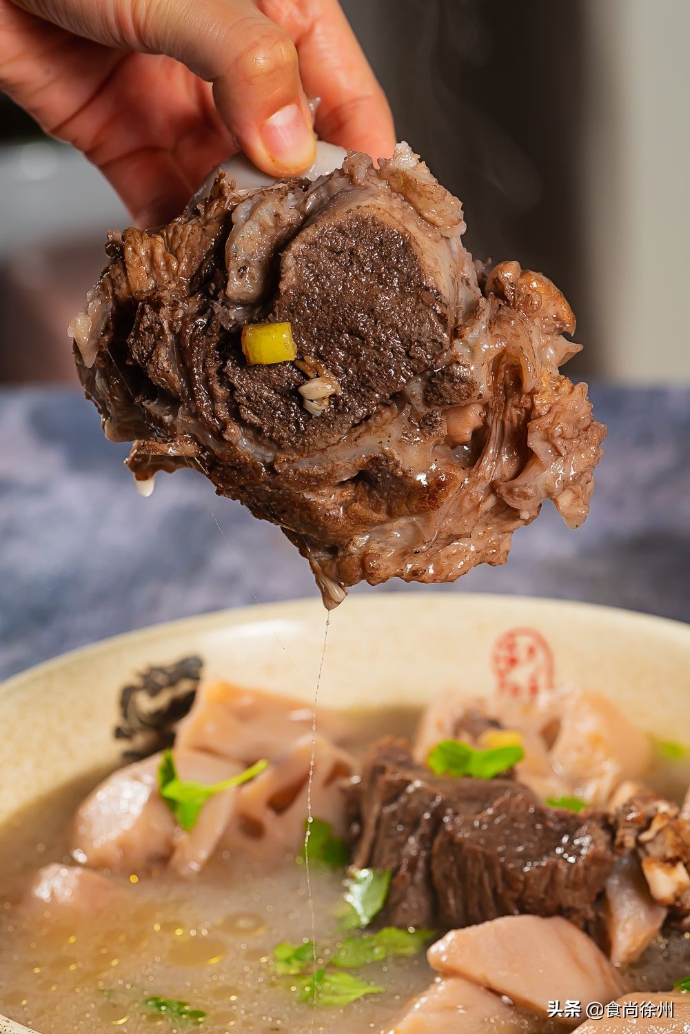 滚烫，火辣，江湖气！当武汉的馆子来到徐州，这座城的灵魂也来了