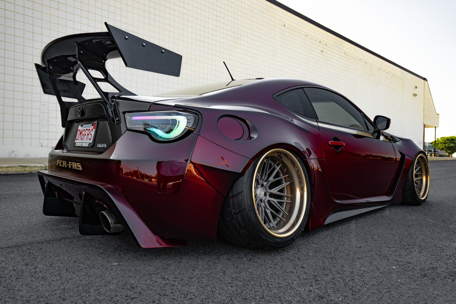 斯巴鲁brz丰田86改装,斯巴鲁brz丰田86区别图文