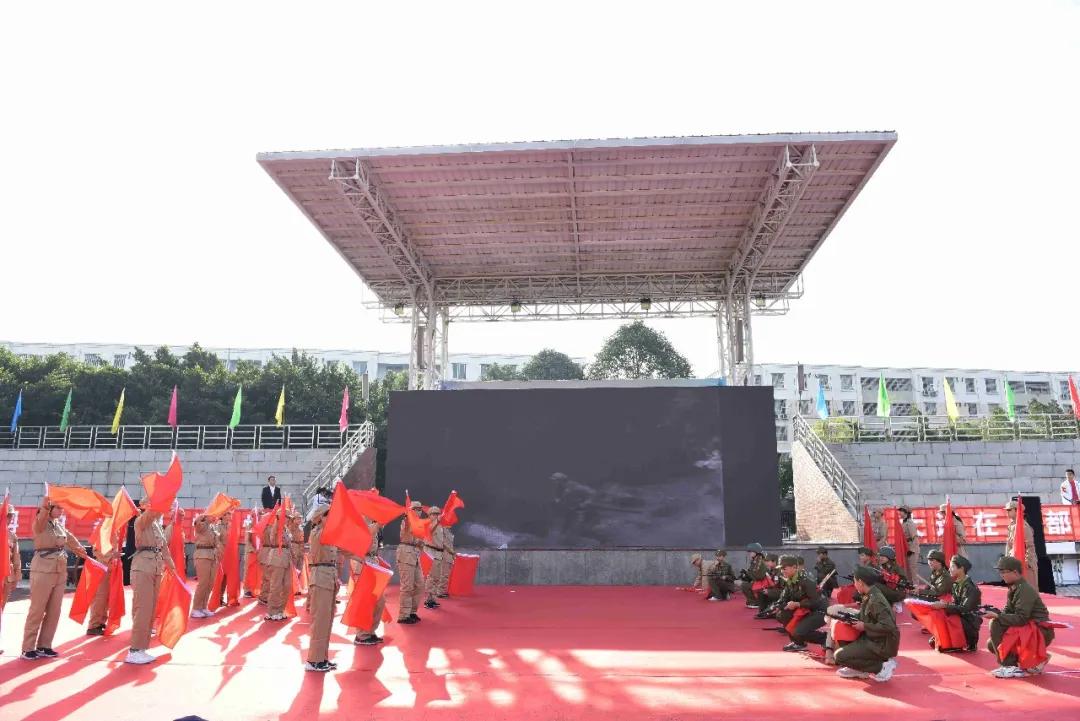 机器人在技能大赛上尬舞,世界机器人舞冠军挑战赛