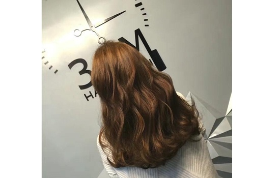 染的偏红发色怎么改冷棕,染的颜色太深发尾如何变淡