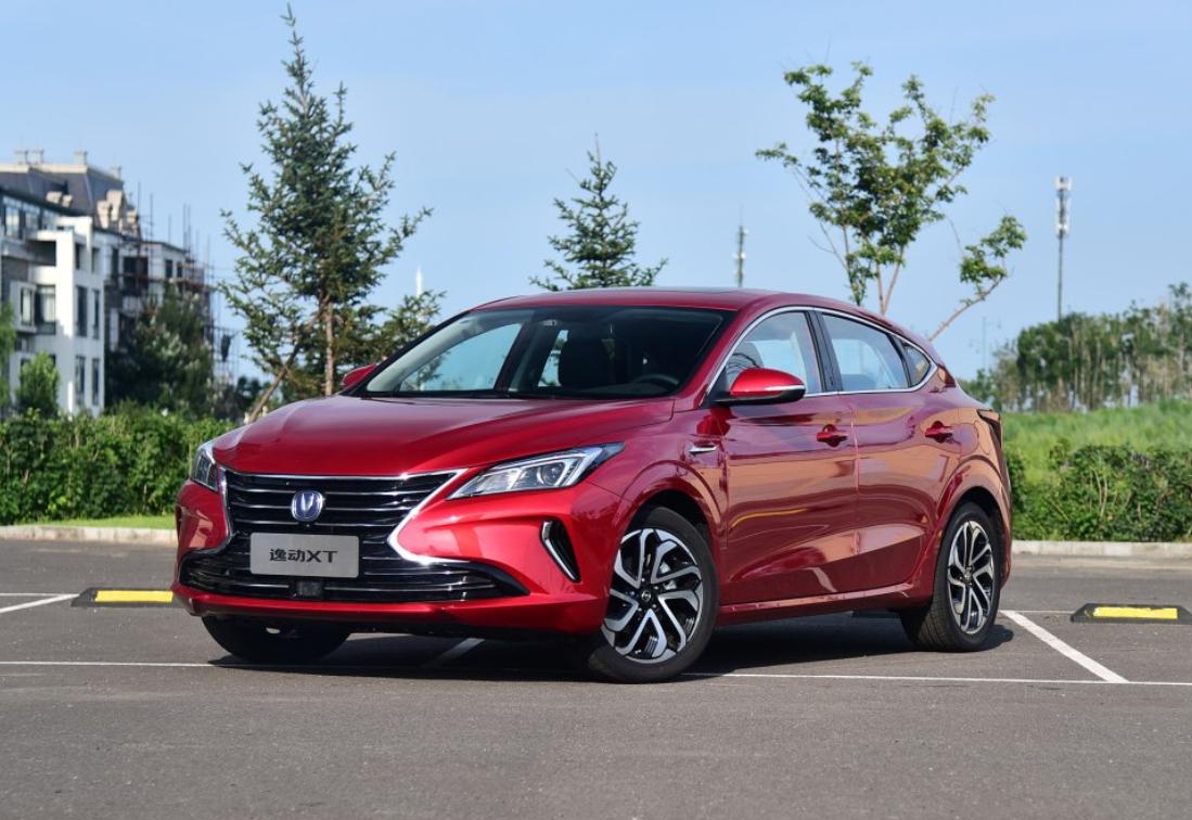 长安国产最美车,长安最火的两厢车是什么样的