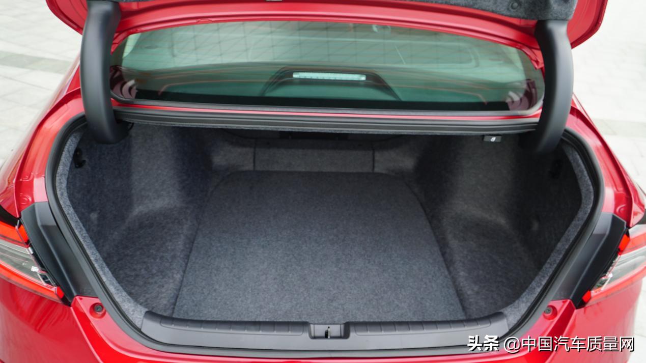 十代半本田雅阁2022款试驾视频,广汽本田雅阁2024款试驾