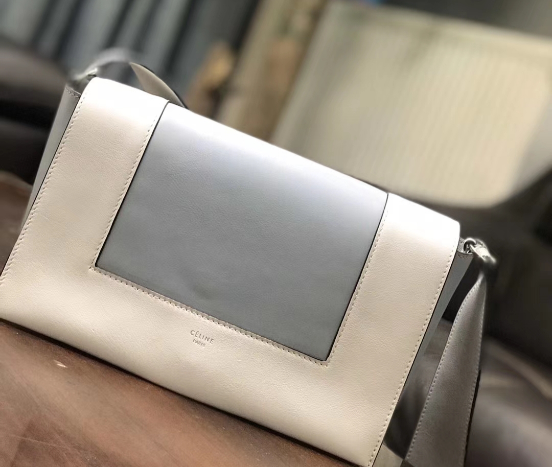 靠借网贷生活的人,靠网贷生存的年轻人