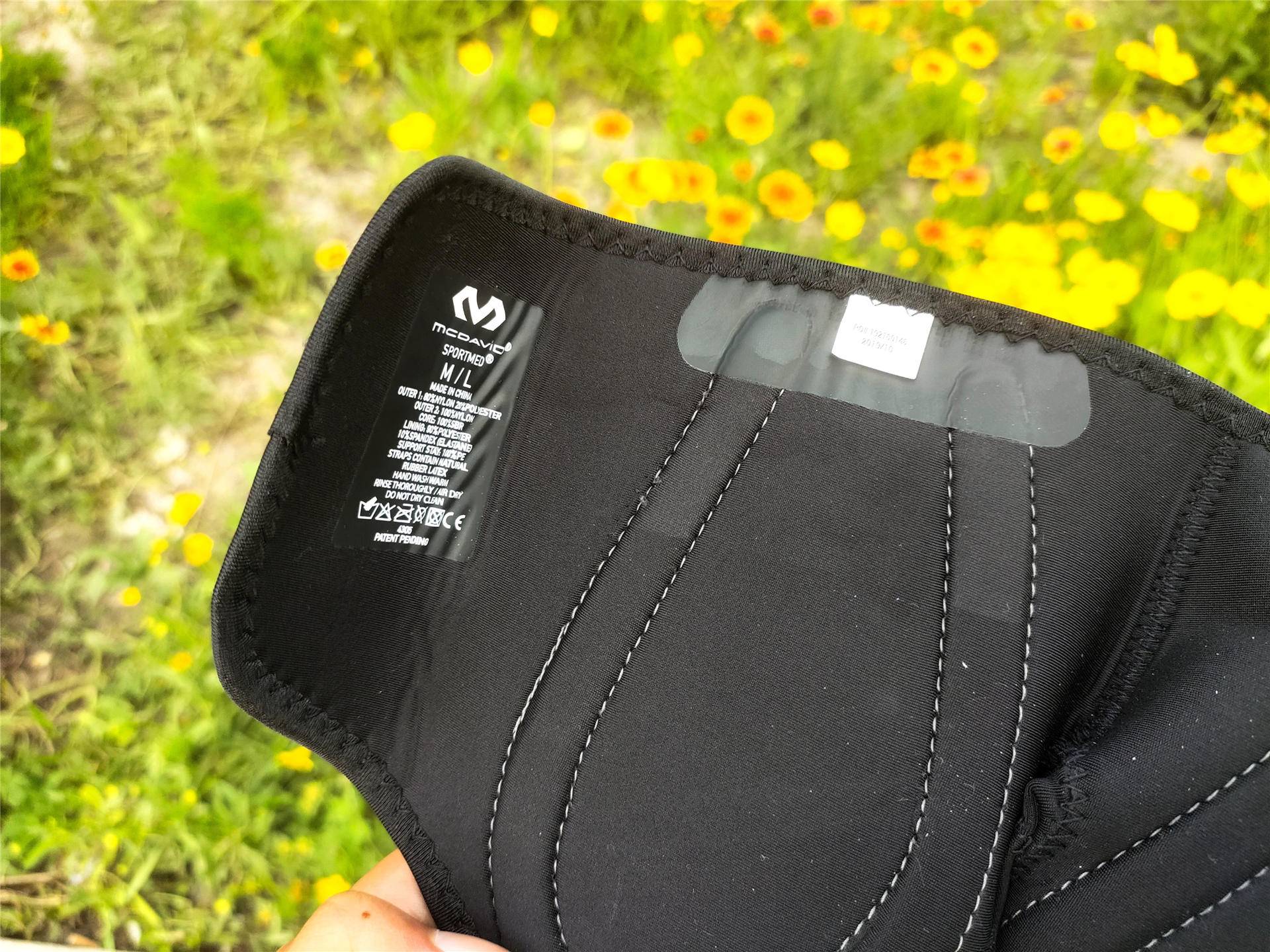 迈克达威护踝可以打球吗,打篮球崴脚后容易崴脚