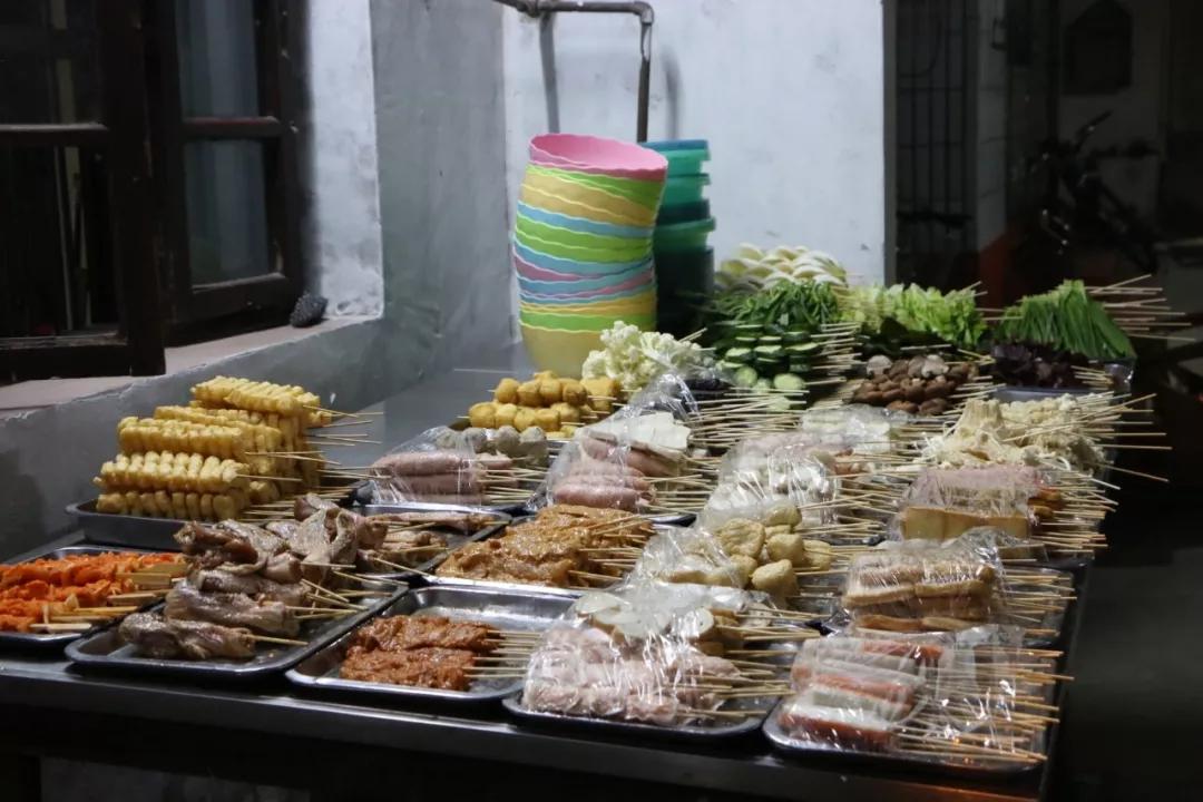 厦门哪个麻辣烫好吃又实惠,厦门好吃的麻辣烫排行榜