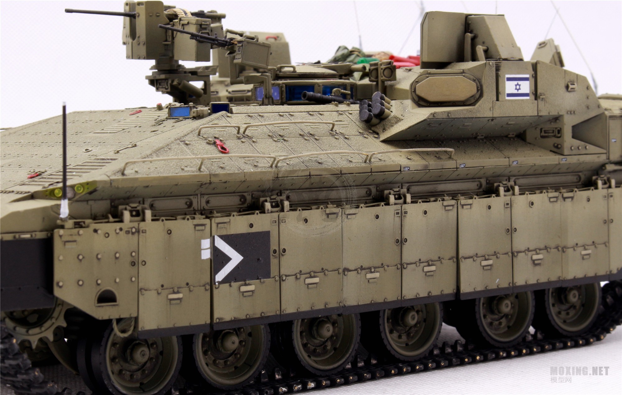 MENG,SS-018-1/35以色列“雌虎”重型装甲运输车-简介与开盒