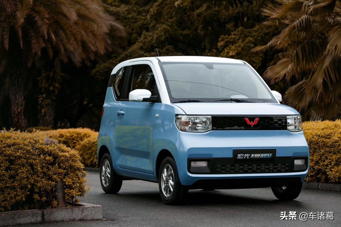 上市两个月狂甩3万多台,五菱“老头乐”为何会如此畅销?