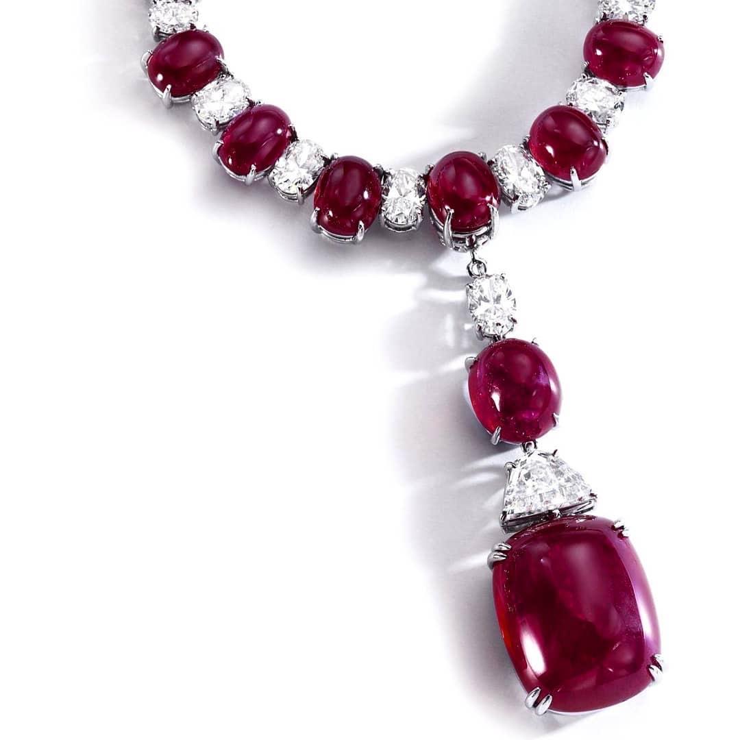 星空红宝石价值,花300买一个金标值吗