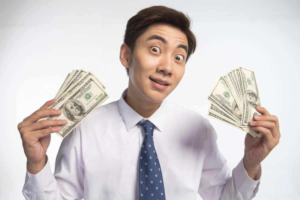 新员工要不要在群里抢红包,职场潜规则红包