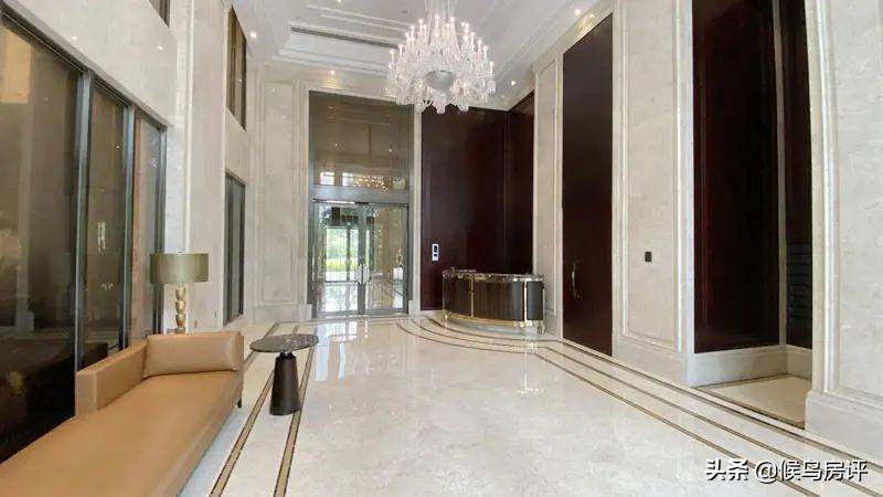 1000万可以买到什么豪车,1000万可以买到怎样的别墅