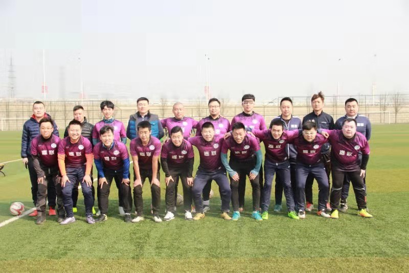 三月你好携手共进,三镇足球队备战中超第二阶段比赛