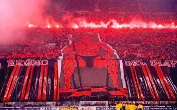 藏在足球的秘密,藏在足球里的秘密