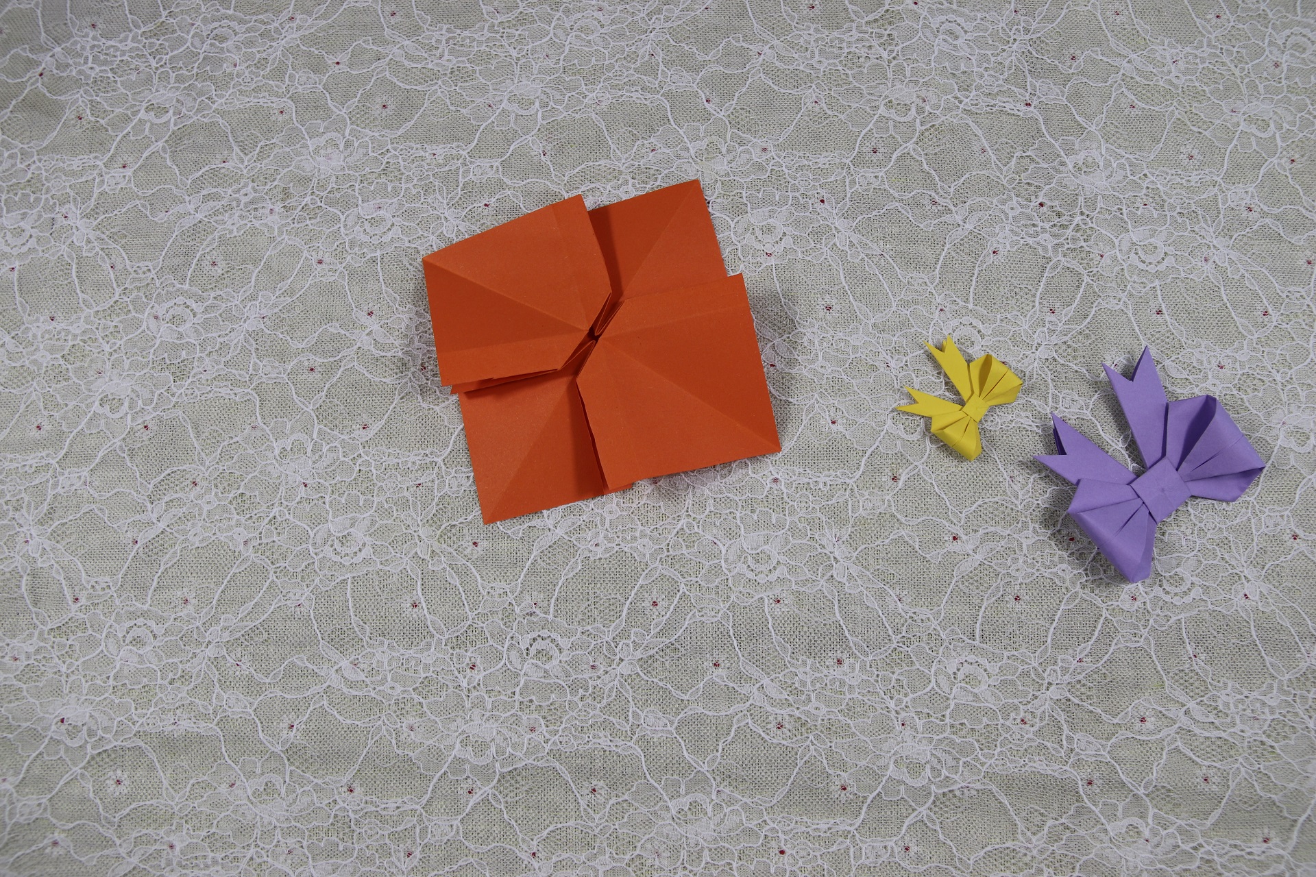 蝴蝶结的折法又小又好看不用剪刀,蝴蝶结折法简单不用剪刀