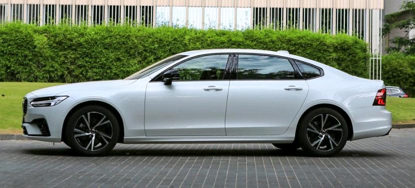 23款沃尔沃s90t8混动版试驾体验,胖哥沃尔沃s902022款试驾评测