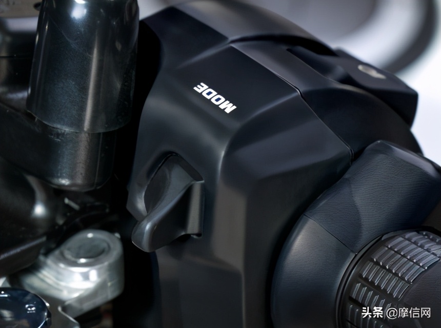 鏈敯澶嶅彜cb1300鍏ㄦ柊浠锋牸,鏈敯琛楄溅cb1300