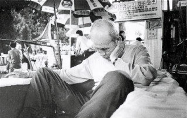 88岁白方礼：我老了，三轮车蹬不动了，这是给孩子们的最后一笔钱