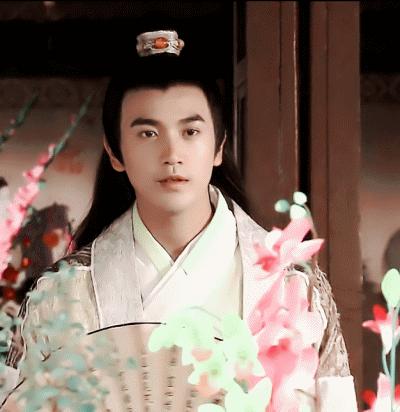 富家千金沦为打工者,富家公子堕落成乞丐