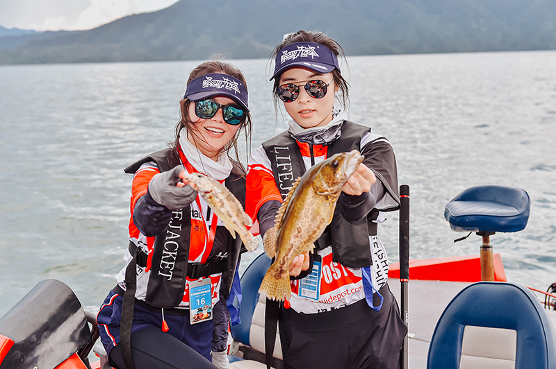 现在这个季节路亚怎么钓法最合适,路亚钓法是否符合休闲垂钓的要求