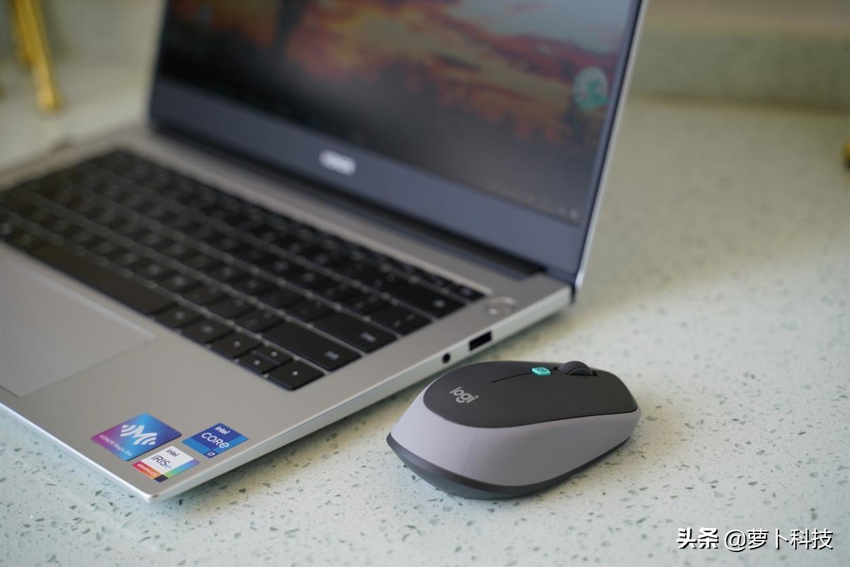 罗技m330鼠标怎么语音输入,罗技语音鼠标可以连键盘吗