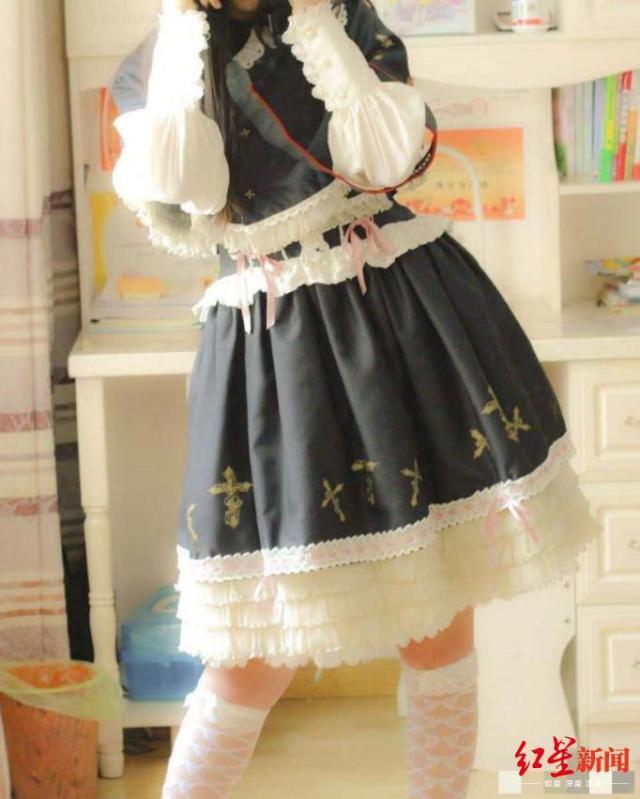 一条裙子上十万元！“炒裙子”比“炒鞋”“炒盲盒”还疯狂？