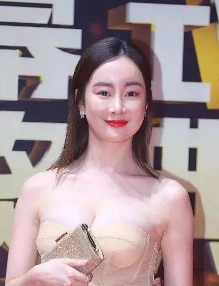 赵薇抖音上直播卖货,赵薇直播间卖奢侈品