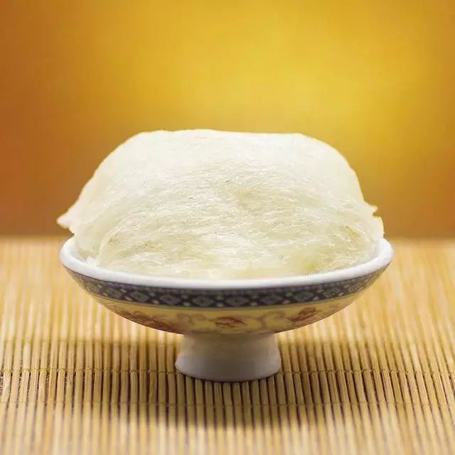 泡发燕窝的水是倒掉还是煮燕窝,头天把燕窝泡发好第二天炖好吗