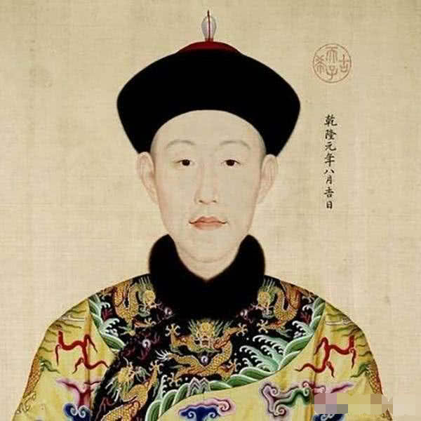 清代乾隆帝禅让皇位给嘉庆后，他们之间关系如何，嘉庆是傀儡吗？